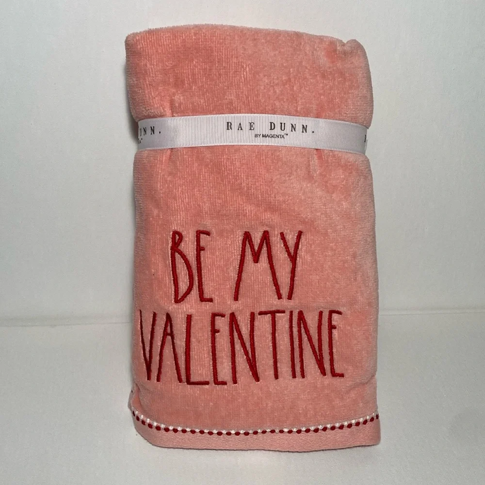Rae Dunn Artisan Collection By Magenta Pink Valentine's Hand Towels Set of 2 New